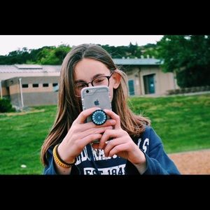 Meet your Posher, Taryn